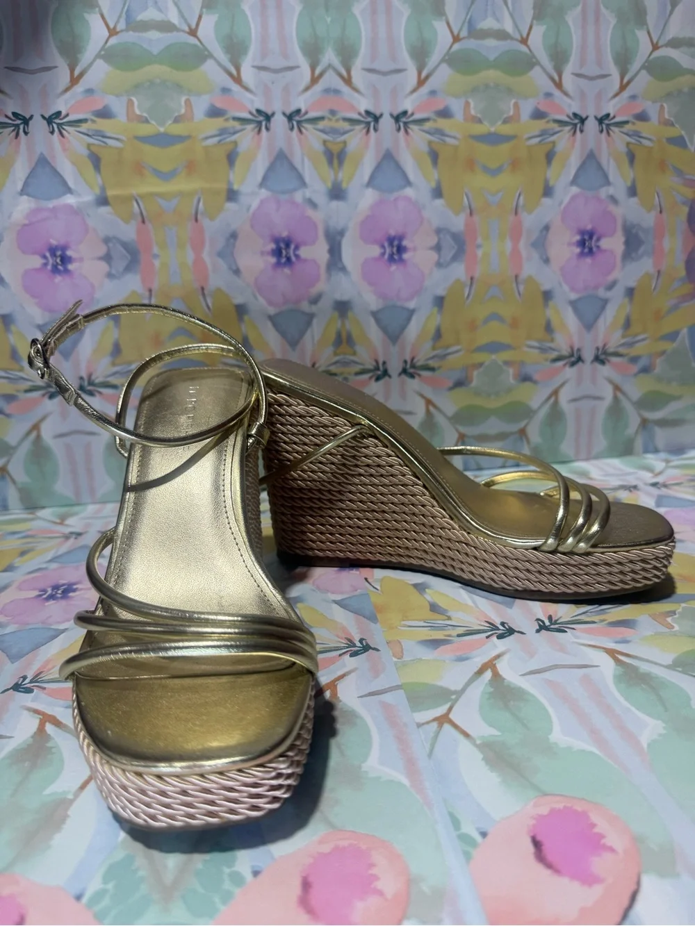 Marc Fisher Zeki Wedge Sandals Women’s Sz 8.5 🤎✨👡